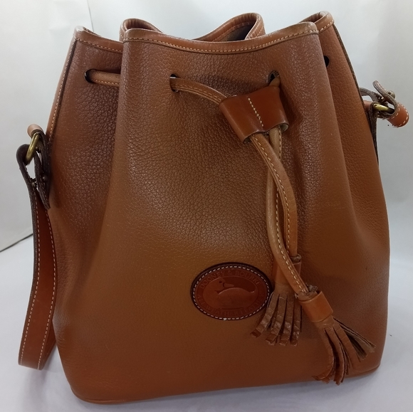 Dooney & Bourke Handbags - Vintage Dooney and Bourke Leather Bucket Bag